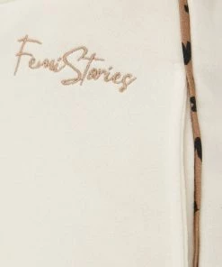 Γυναικεία Παντελόνια φόρμας Παντελόνι φόρμας Femi Stories χρώμα: μπεζ -Femi Stories Εκπτώσεις unnamed file 1154